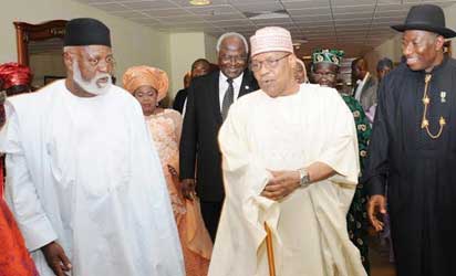 Jonathan, Governors, Past Leaders, Rise To Stem Nigeria’s Disintegration