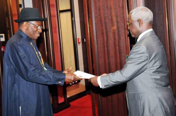 President Goodluck Jonathan (L) Receiving Letter Of Credence From The New Ambassador Of Zimbabwe To Nigeria, Mr Lovemore Mazemo At The Presidential Villa Abuja