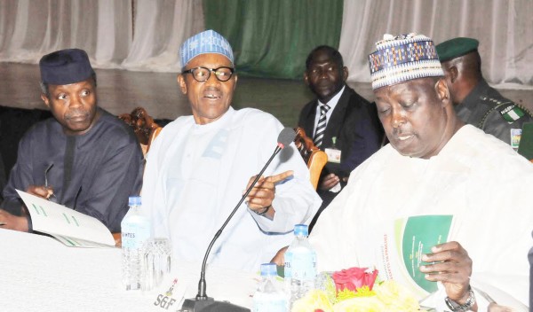 PIC.1. FROM LEFT: VICE PRESIDENT YEMI OSINBAJO; PRESIDENT MUHAMMADU BUHARI AND THE SECRETARY TO THE GOVERNMENT OF THE FEDERATION, MR DAVID LAWAL  DURING  PRESIDENTIAL RETREAT FOR MINISTERIAL-DESIGNATES AT THE PRESIDENTIAL VILLA IN ABUJA ON THURSDAY (05/11/15) 7006/05/11/2015/ICE/CH/NAN