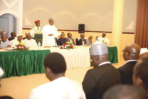 Buhari meets Nigerians in Saudi
