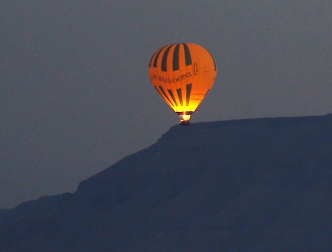Large Hot Air Balloon Crashes In US, Killing 16