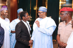 PRESIDENT BUHARI RECEIVES CAN OF NINETEEN STATES AND ABUJA. 6. R-L; Minister of Youth and Sports, Mr Solomon Dalung, President Muhammadu Buhari, Leaders of the CAN of Nineteen States and ABUJA, Revd Yakubu Pam, Vice President Prof Yemi Osinbajo and others as President Buhari receives in Audience the Christian Association of Nigeria (CAN)-Ninteen States and Abuja at the State House in Abuja. PHOTO; SUNDAY AGHAEZE. NOV 3 2016