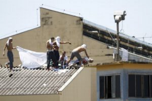 prison-riot-in-brazil