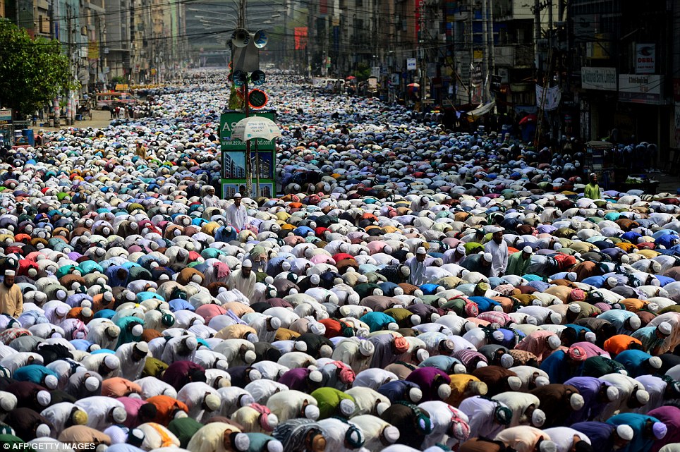 Islam Is World Fastest Growing Religion, To Become The World’s Biggest In 2050