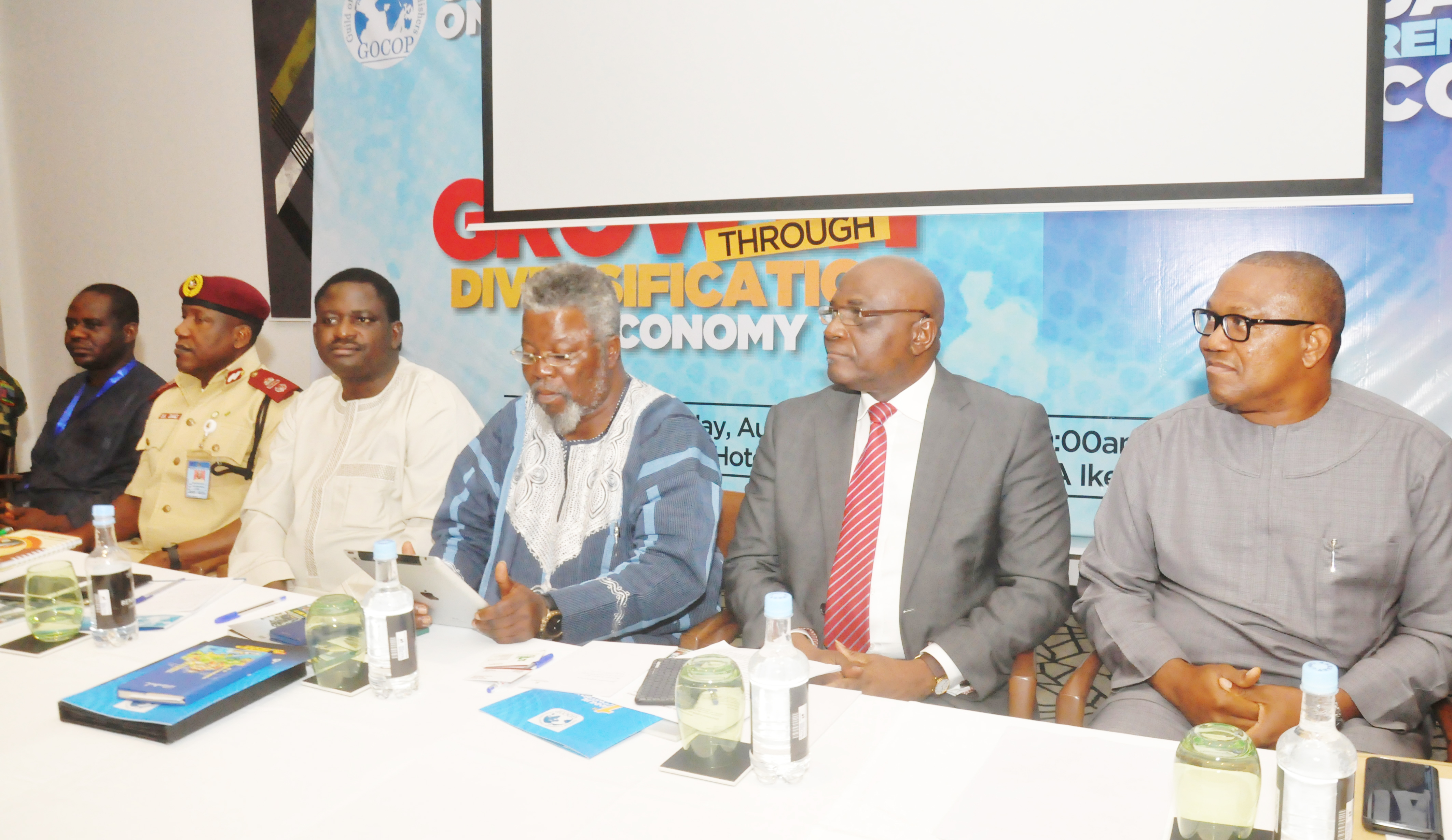 They All Come…For Online Publishers’ Confab