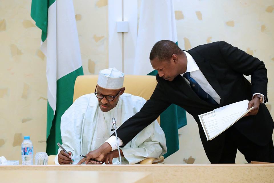 Buhari Signs Extradition Treaty, Others To Give Strong Teeth To War On Corruption