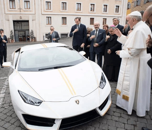 Pope Francis Hands Over Posh Car Gift Worth N75 Million To Charity