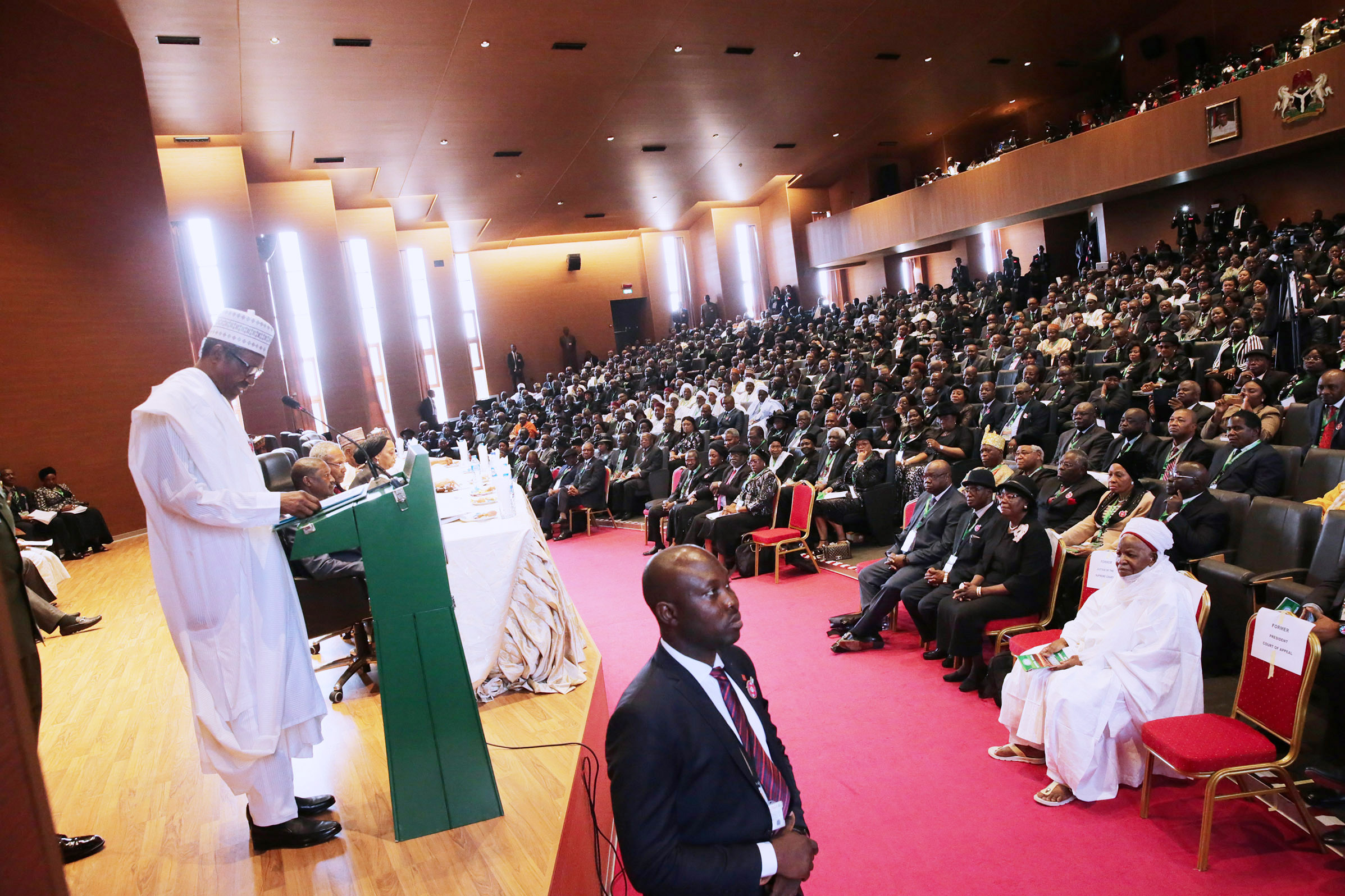 Buhari To Judges: Please Help Me To Fight Corruption