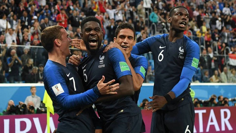 France Lifts World Cup, Beats Croatia 4-2