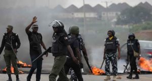 Protesters Storm Shoprite, MTN Offices In Lugbe, Abuja Over South African Killings