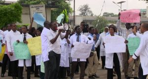 Nigerian Govt Enforces “No-Work-No-Pay” Policy On Striking Health Workers
