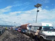 Trailer Breaks Down On Niger Bridge, Cuts Off Travellers