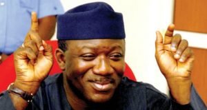 Ekiti Gov, Fayemi, Doles Out N96 Million Scholarship Award To 469 State’s Students