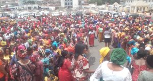 Women Who Sweep Streets In Imo Protest Over None Payment Of Salaries