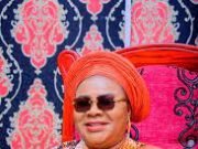 Queen Of Apemu In Osun, Promotes Education, Distributes 1,000 Books To Pupils