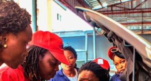 50 Women Trained As CNG Motor Mechanics In Edo, Nigeria