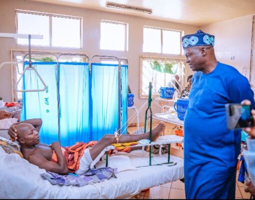 APC Chairman, Prof. Yilwatda Visits Angwan Rukuba, Gives Out N15 Million Succour To Victims Of Attack